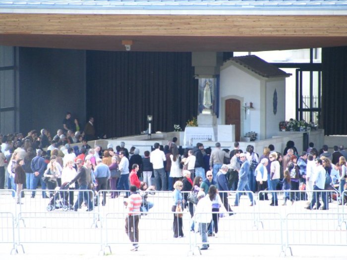 24468_10150175810660484_1457407_n